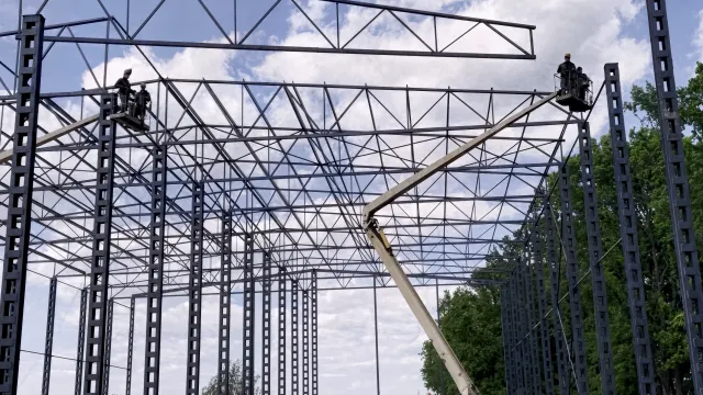 Как учесть температурные деформации при больших размерах металлоконструкций